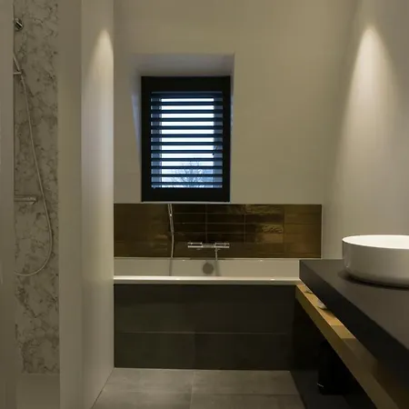 Central ローゼンダール