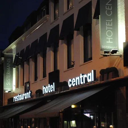 ホテル Central 4*