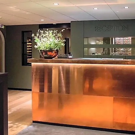 Hotel Central 4*