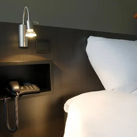 Central 4*