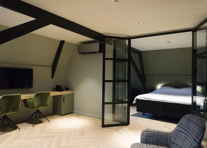 ホテル Central 4*