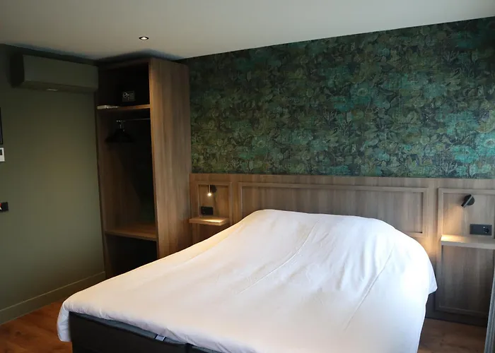 Central רוזנדאל