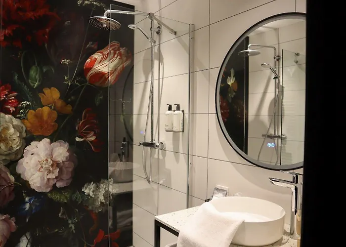 Central 4* רוזנדאל